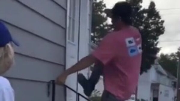 Een deur intrappen is niet voor iedereen even makkelijk