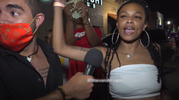 Dronken Amerikaanse kanspareltjes vertellen een geheimpje dat mama niet weet