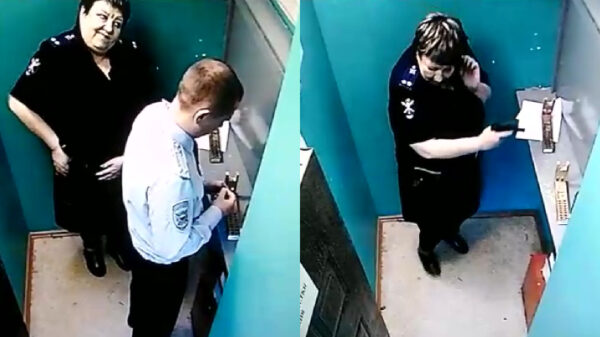 Deze vrouwelijke collega kan beter geen vuurwapen in handen krijgen