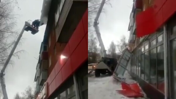 Stelletje prutsers sloopt gevel tijdens verwijderen van ijs