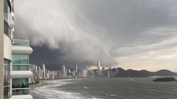 Chaos in Ubiratã als een tornado over het Braziliaanse land raast