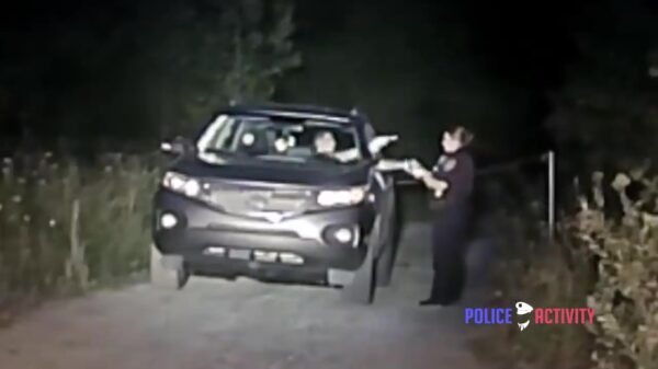 Je pistool op een agent richten is een garantie op een kogel in je lijf