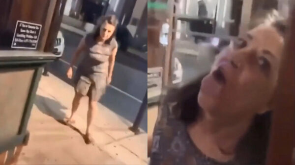 Kierewietje kopstoot en likt glazen deur als ze een restaurant niet in mag