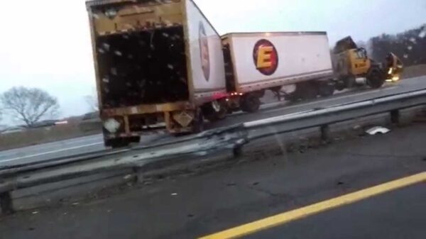 Scherpe chauffeur voorkomt een zwaar ongeluk op de snelweg