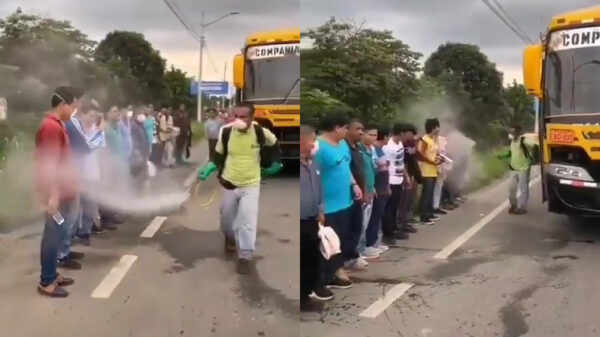Even collectief ontsmetten voordat je de bus in mag