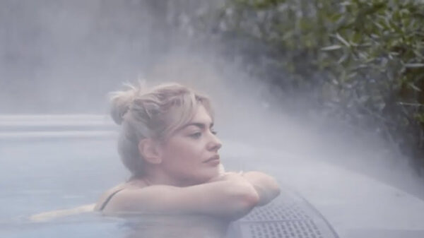 Een bizar kijkje in de duurste rehab ter wereld: $370.000,- per maand