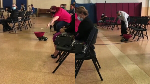 Collecteren in de kerk gaat nu ook volledig coronaproof