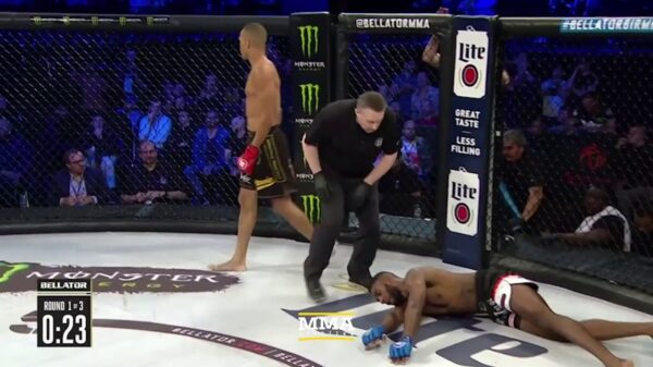 MMA'er Raymond Daniels zorgt voor spectaculaire K.O. tijdens Bellatorgevecht in Birmingham