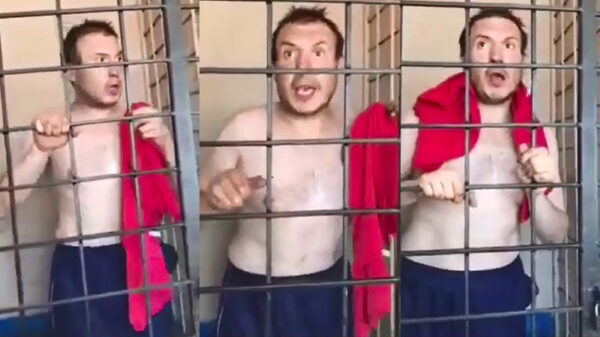 W. Appie zit achter de tralies en heeft een identiteitscrisis