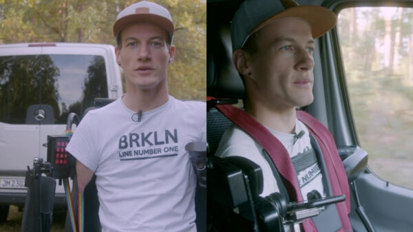 Janis McDavid heeft geen armen en benen maar kan dankzij Mercedes wel autorijden