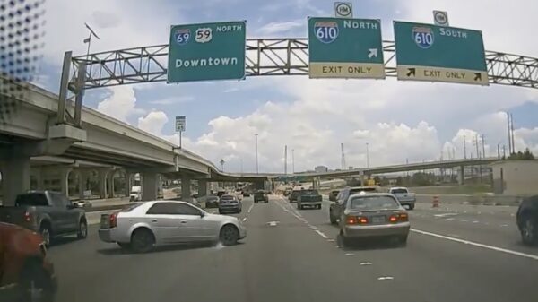 Irritante baanwisselaar zorgt voor chaos op de snelweg