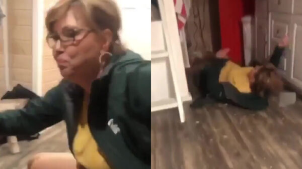 Moeder houdt haar drank niet binnen en glijdt uit over haar eigen lauwe plak