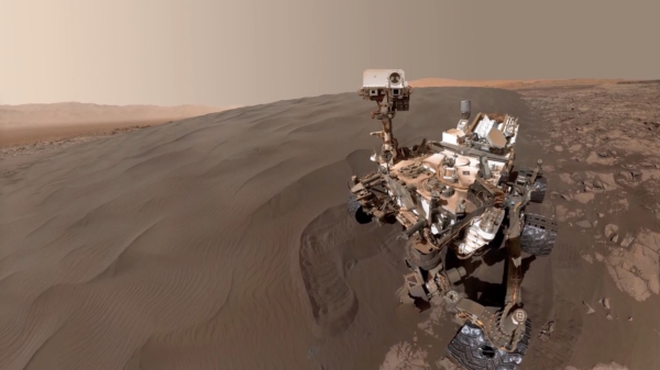 Een indrukwekkende ruimtewandeling over Mars in 4K