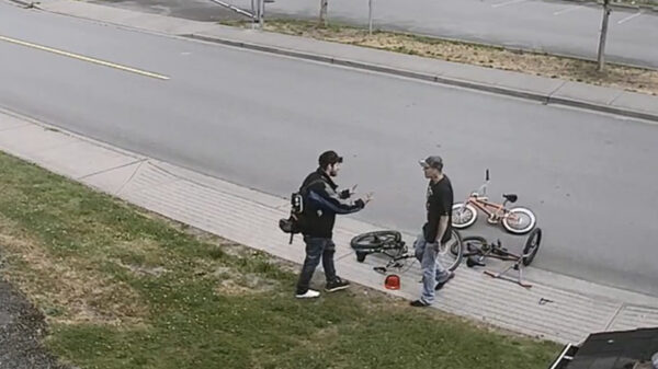 Nietsvermoedende fietsendief wordt achternagezeten door eigenaar