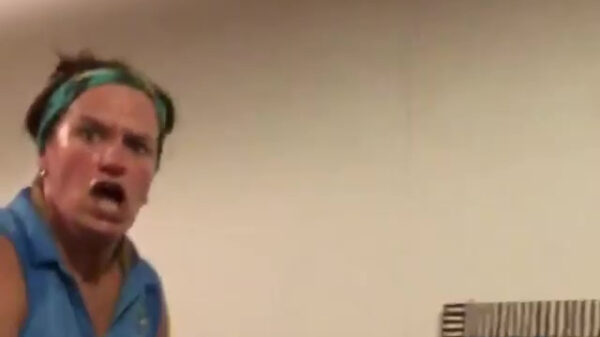 Fitnessdames laten schrikken blijft heerlijk