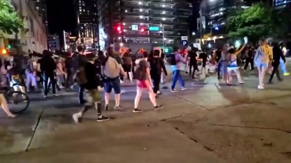 Garrett Foster neemt wapen mee naar BLM-demonstratie en wordt zelf doodgeschoten