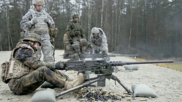 Vriend, wat doe je? Het is een machinegeweer!