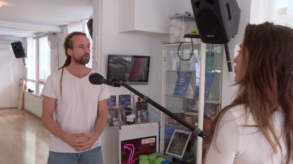 Viruswaanzin verliest kort geding maar gaat weer demonstreren op het Malieveld