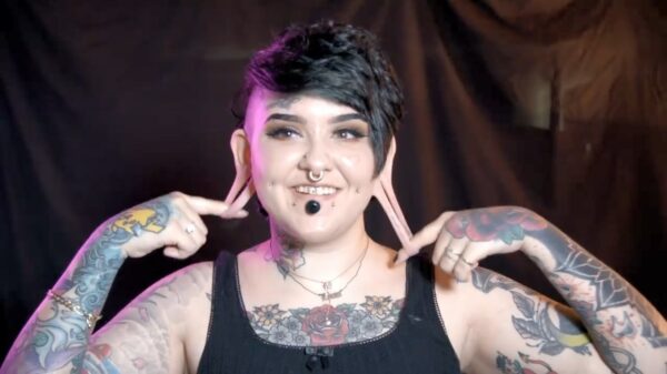 Kleurplaat Bianca Ferro wil de grootste oorlellen ter wereld te hebben