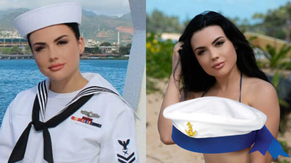 Deze charmante dames zien er zonder uniform nog steeds goed uit!