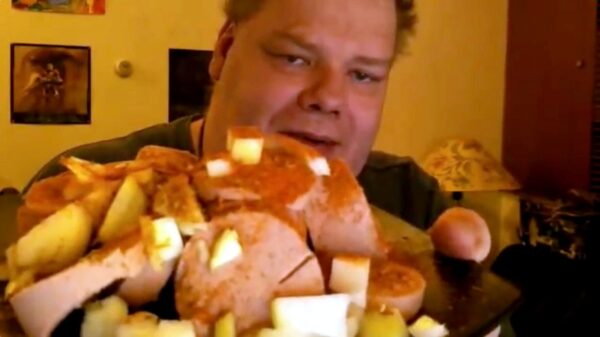 Het culinair hoogtepunt van de dag: leverworst uit de magnetron