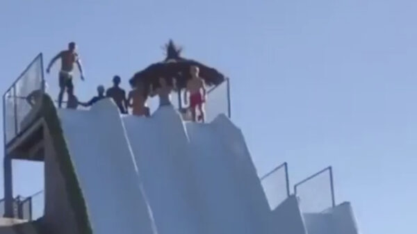 De glijbaan pakken als een bawz