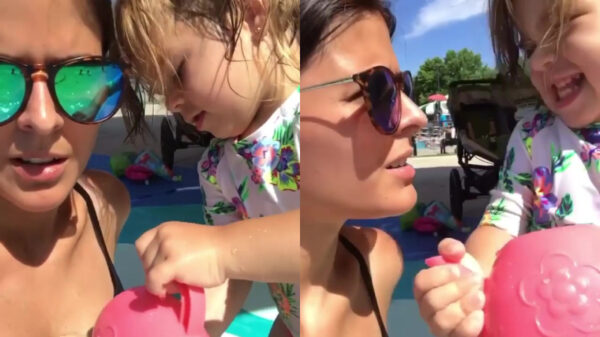 "Hier mama, daar gaan ze lekker van groeien!"