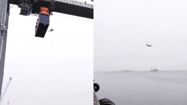 Hartelijk welkom bij de meest extreme bellyflop van de dag