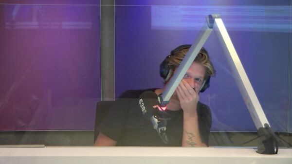 "Wat kan je tegen een uitvaartverzorger en een luchtverkeersleider zeggen?"