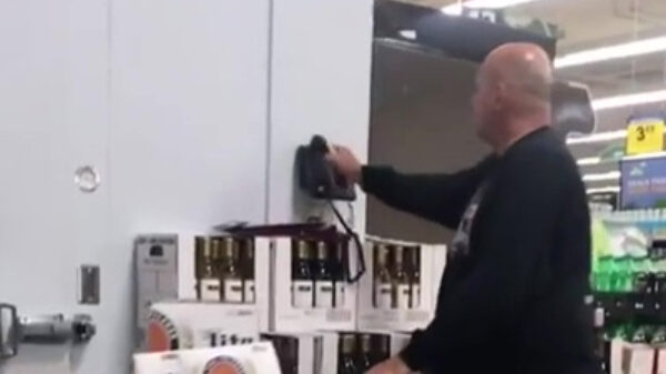 Attentie attentie, alle supermarktbezoekers opgelet