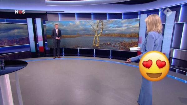 De blauwe billen van Dionne blijven het journaal opfleuren