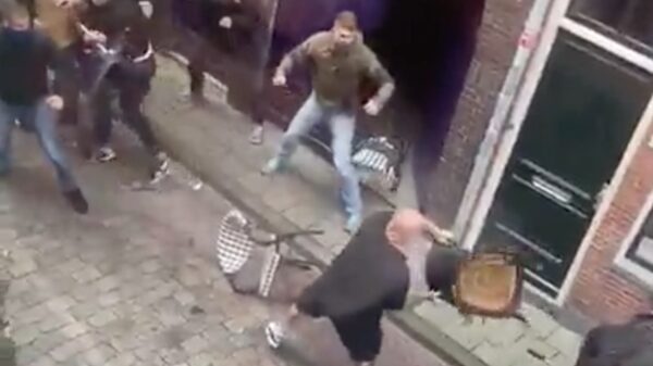 Binnenstad gesloopt na rellen tussen supporters FC Groningen en Bielefeld