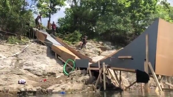 Je eigen ramp bouwen is makkelijker dan er vanaf skaten