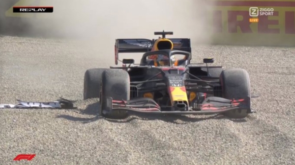 Video: Verstappen in de eerste ronde uit de Grand Prix van Toscane gereden