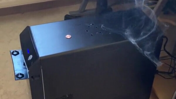 Arif kan op zoek naar een nieuwe pc