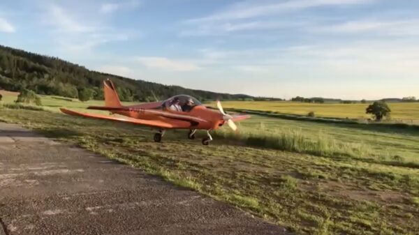 Het is maar goed dat deze microlightpiloot niet de lucht in ging