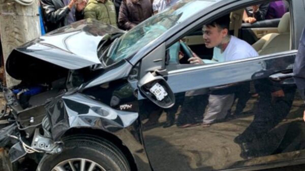 Gecrashte meth-head gaat na zijn klapper gewoon keihard door met feesten